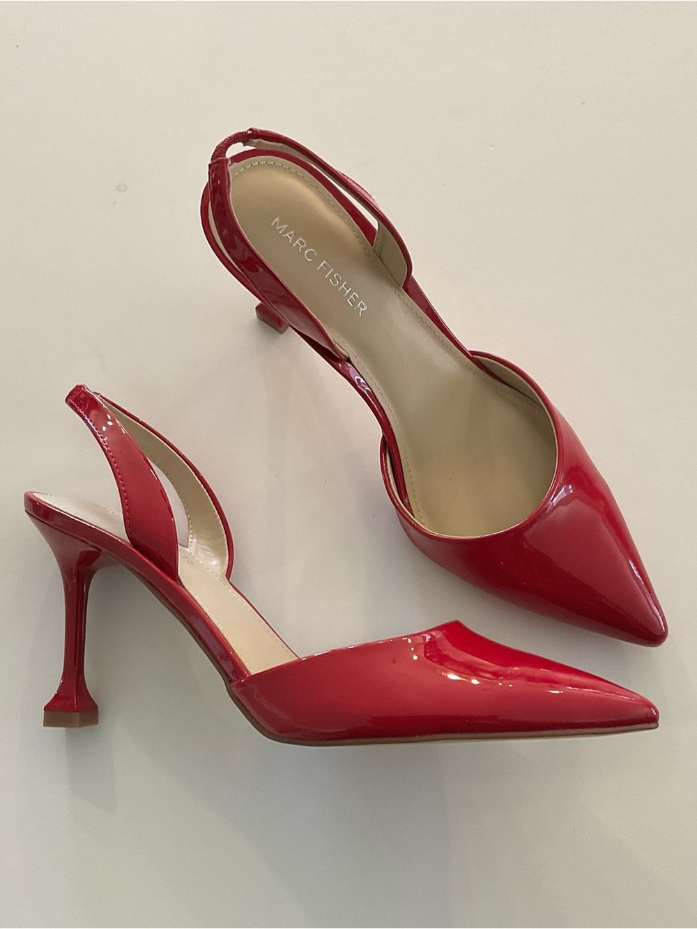 MARC FISHER Hadya Slingback Pump in Glossy Red Size 7.5